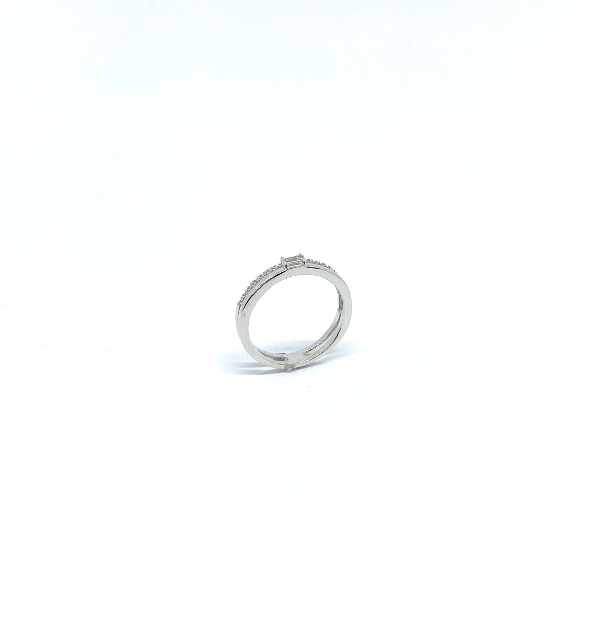 IMG_4033 SoleJoyas Sortija de Plata Doble con Cristal y Baguette - Imagen 3