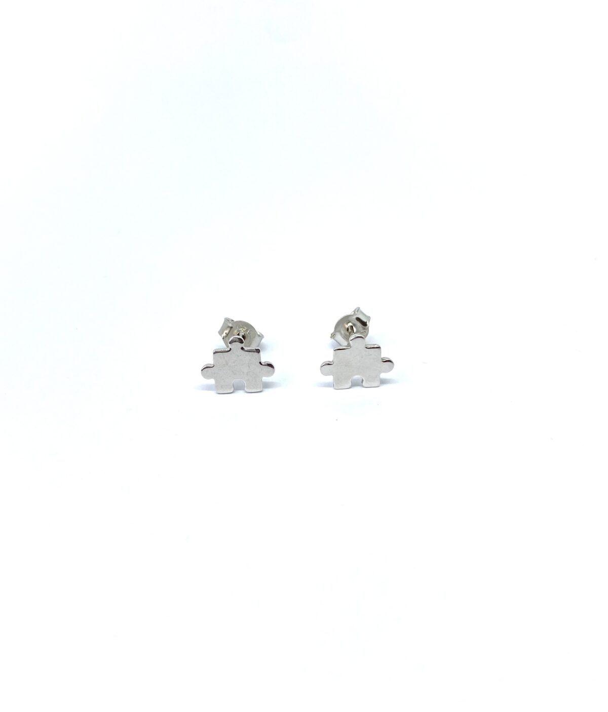 Arete rompecabezas en plata SoleJoyas Arete de Plata con diseño de Rompecabezas - Imagen 1