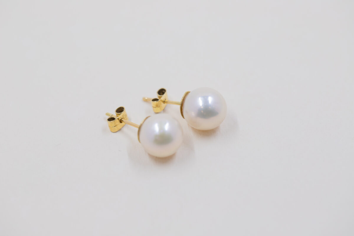 foto de aretes de oro con perla bola web IMG_7725 AR006