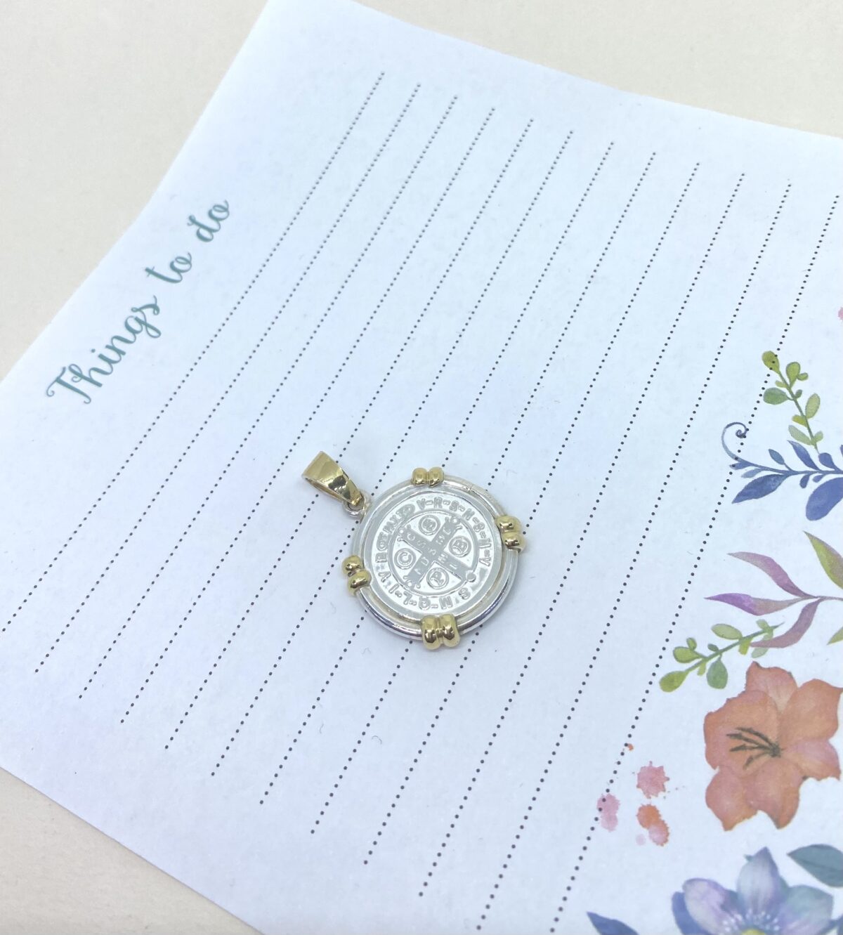 IMG_4836 SOLEJOYAS DIJE SAN BENITO EN PLATA 9.50 Y ORO DE 18 K. GR. - Imagen 3