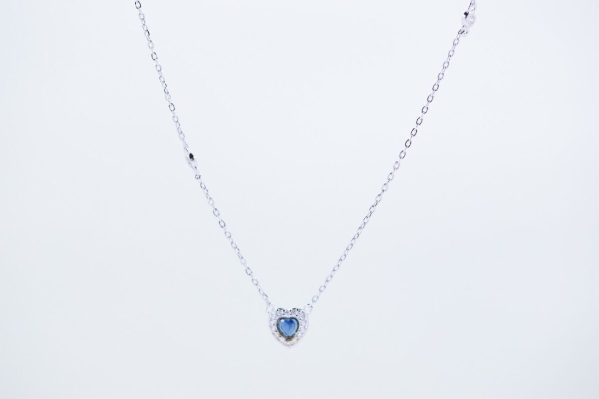 Imagen de WhatsApp 2022-12-09 a las 20.22.17 solejoyas collar de plata 9.25 con circones suizos y rodio con dije en corazon azul - Imagen 1