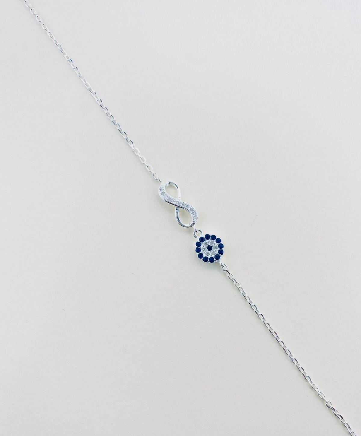 Imagen de WhatsApp 2023-11-30 a las 19.20.03_2bf82dee SoleJoyas Pulsera De Infinito Y Ojo Turco - Imagen 1