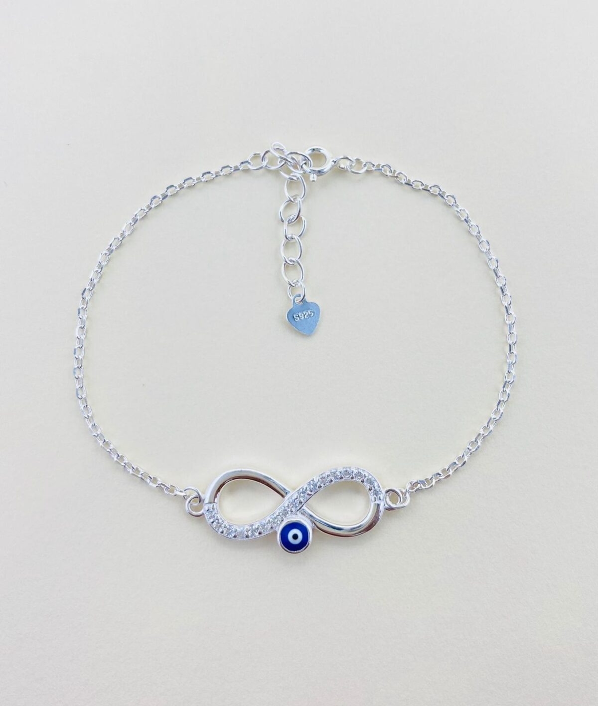 Imagen de WhatsApp 2023-11-30 a las 19.20.08_90186cb5 SoleJoyas Pulsera De Plata Infinity - Imagen 1